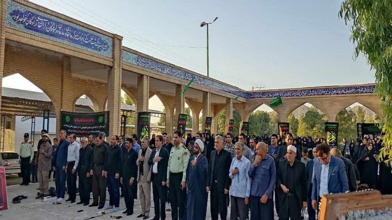 برگزاری مراسم یادواره شهدای عملیات عاشورای ۲ در رومشکان + تصاویر