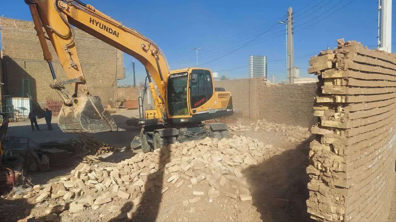 رفع مشکلات ترافیکی چهار راه رسالت منطقه چهار یزد