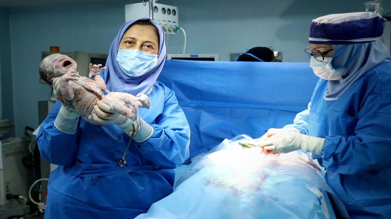 کمبود متخصص زنان و ماما در تایباد