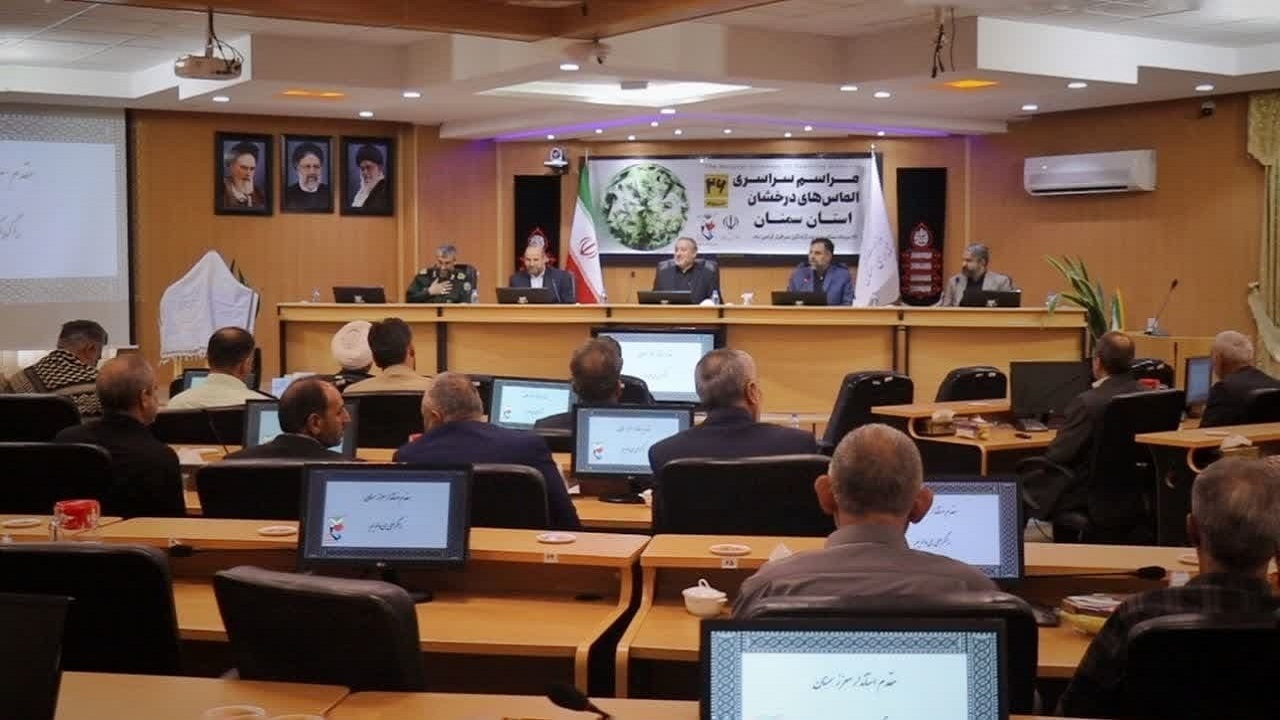 تجلیل از آزادگان استان سمنان در آیین الماس‌های درخشان