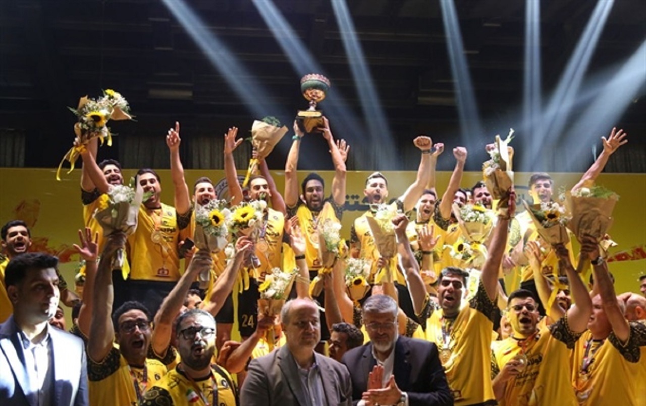 رقبای سپاهان در مراسم قرعه‌کشی سی‌و‌ششمین دوره لیگ برتر هندبال آقایان