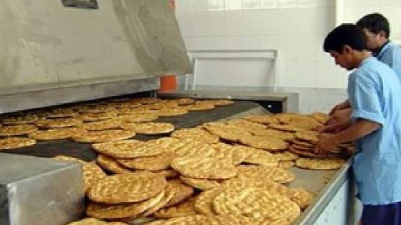 برخورد قانونی و قطع سهمیه آرد در انتظار نانوایی‌های متخلف