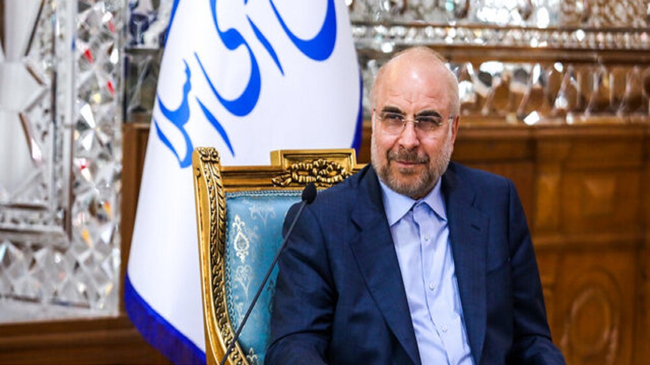 قالیباف قهرمانی تیم ملی کشتی آزاد جوانان در مسابقات جهانی را تبریک گفت