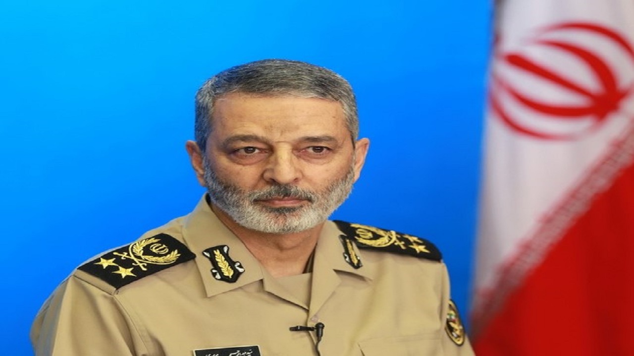 فرمانده کل ارتش سالروز بازگشت آزادگان را تبریک گفت
