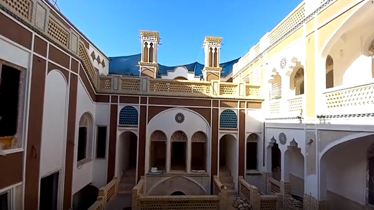 مرمت و نوسازی خانه تاریخی صلاحی پور در آران و بیدگل + فیلم