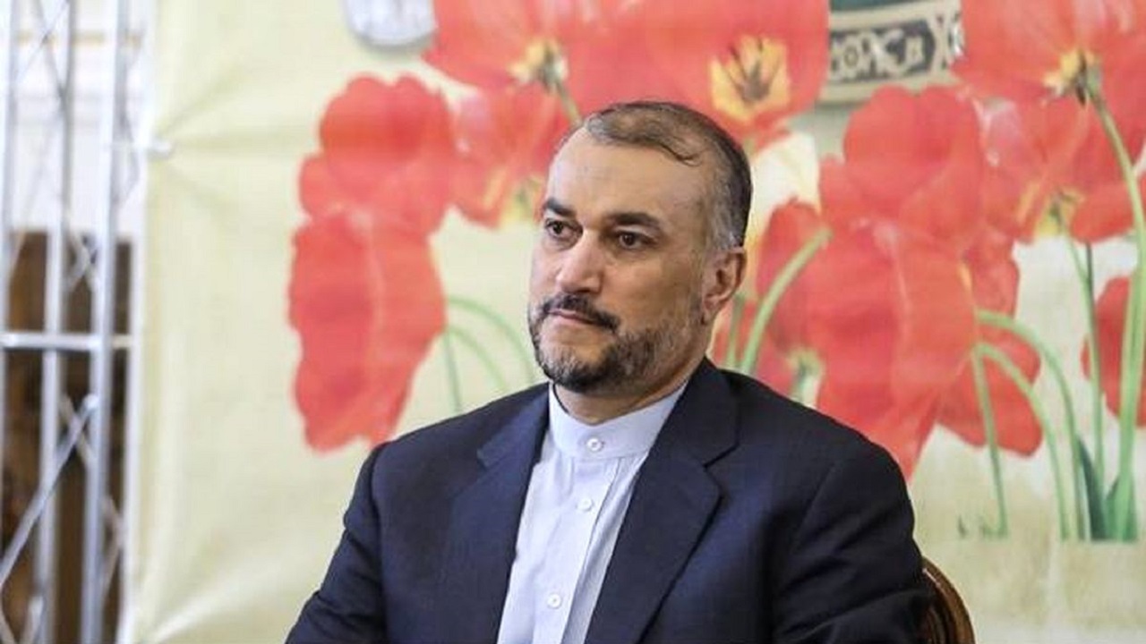 هشت سال دفاع مقدس عرصه‌ی تکرار جلوه‌های عاشورایی آزادگان دفاع مقدس بود