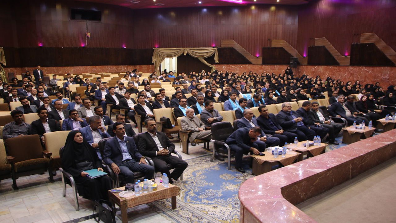 برگزاری آیین تحلیف ۱۹۸ نفر از کارآموزان وکالت در کرمان
