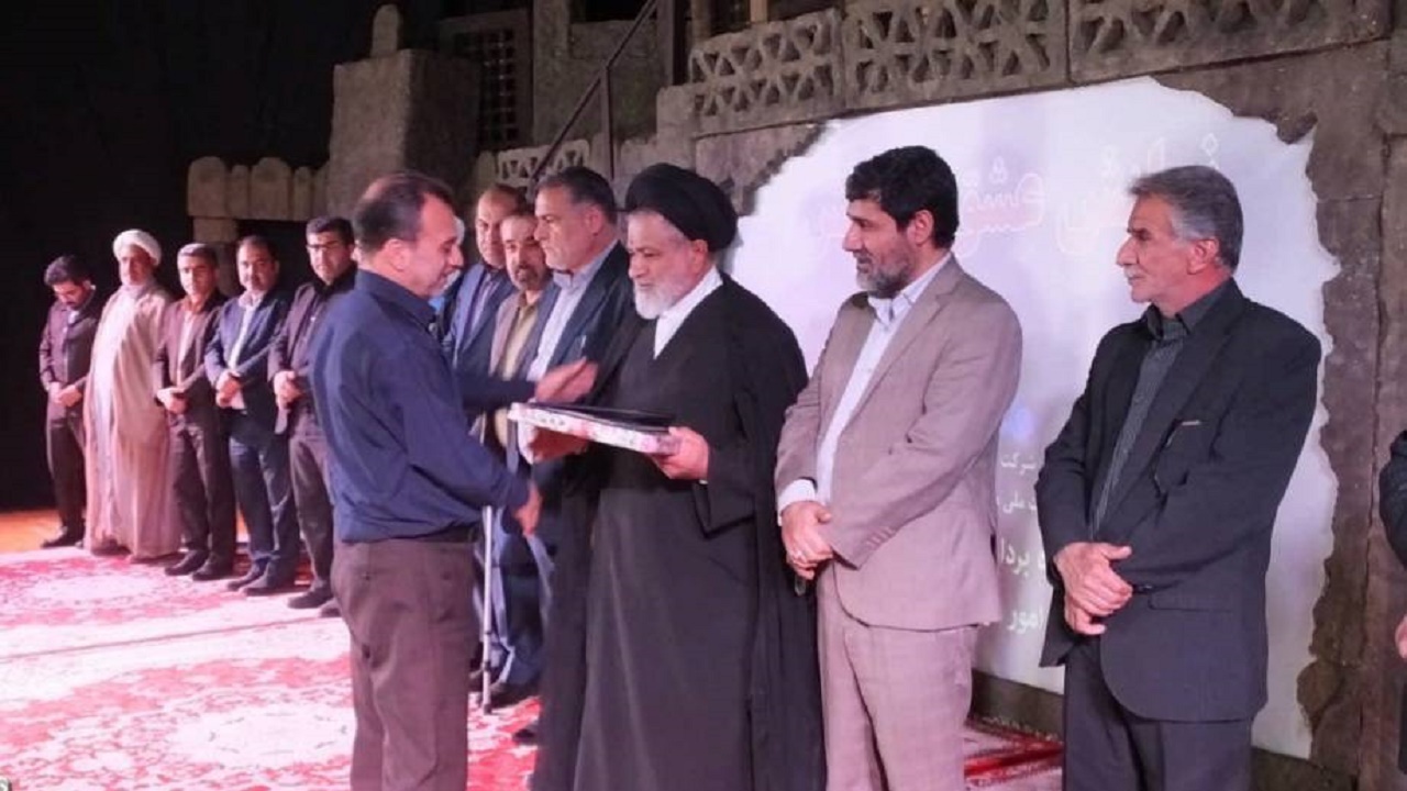 تجلیل از آزادگان شرکت بهره برداری نفت وگاز گچساران