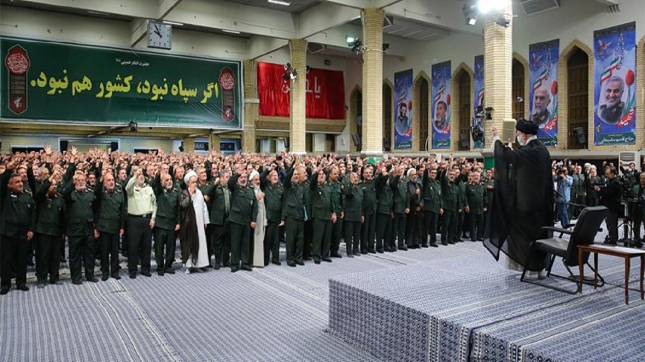 روایتی از دیدار فرماندهان سپاه با رهبر انقلاب + فیلم