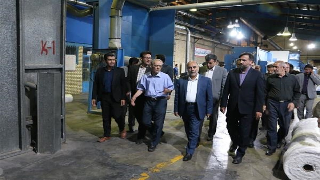 افزایش تولید و رونق اشتغال راه حل برون رفت از مشکلات است