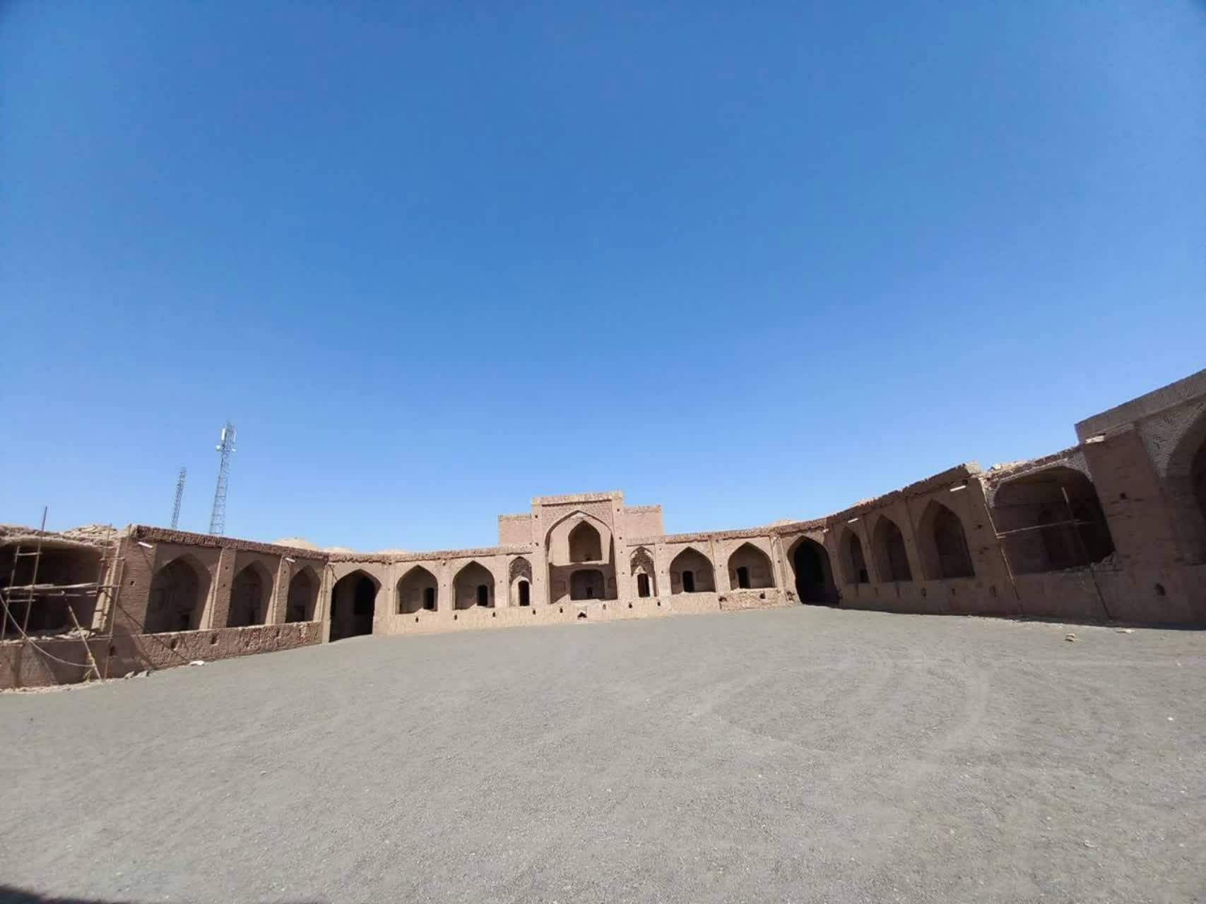 کاروانسرای شاه عباسی سبزوار در قاب تصاویر