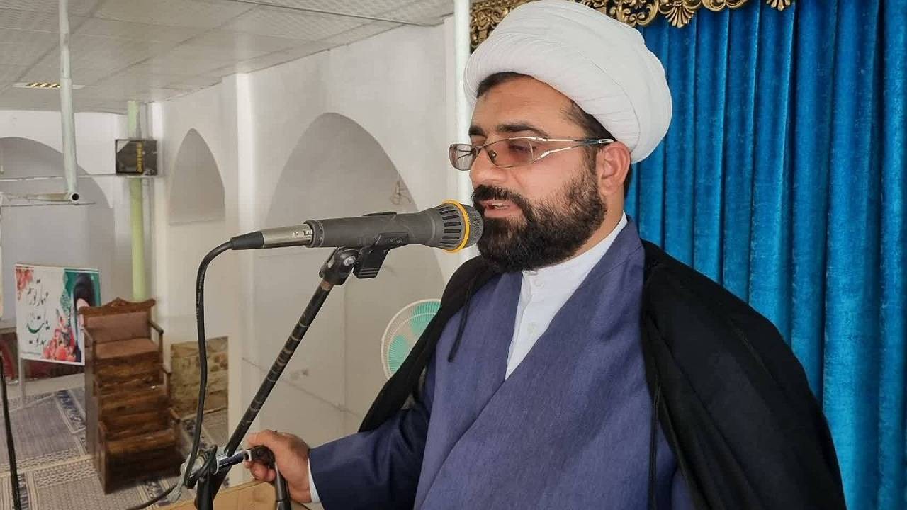 دشمن قصد دارد چهره سپاه را مخدوش کند