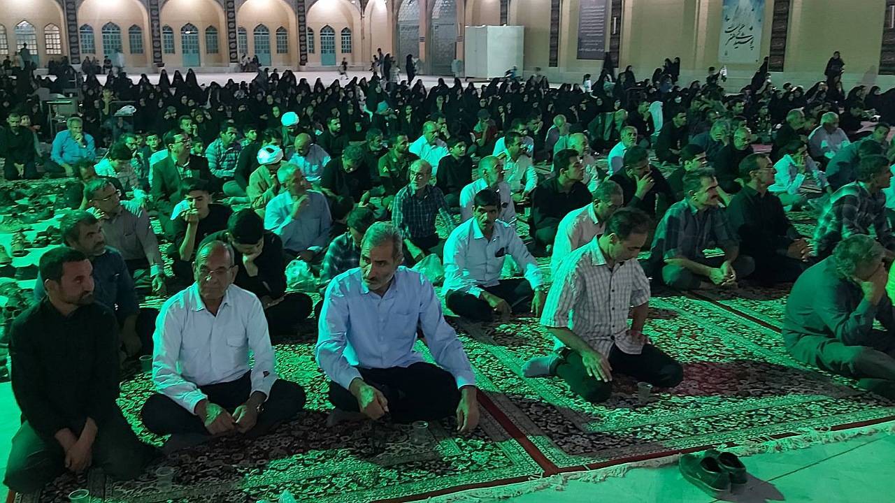 برگزاری یادواره شهدای مدافع حرم در انار
