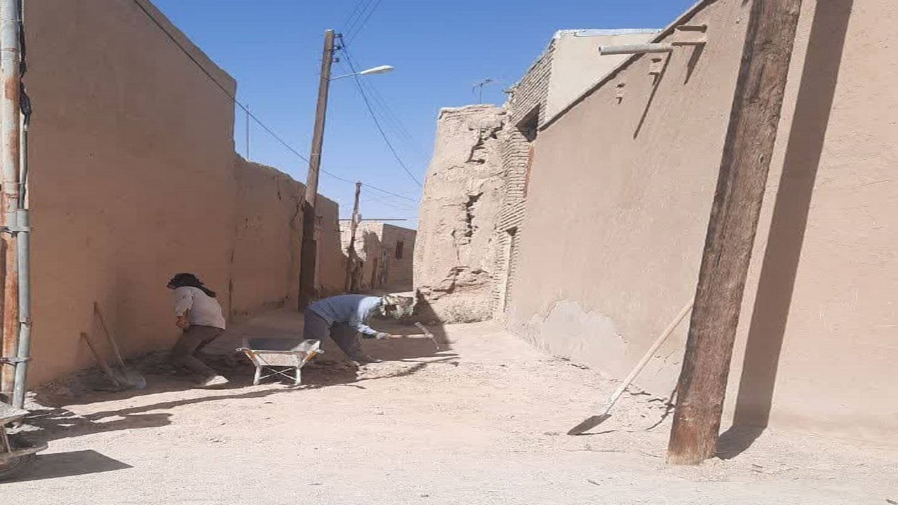 آغاز عملیات محوطه‌سازی بافت تاریخی روستای هدف گردشگری بیابانک