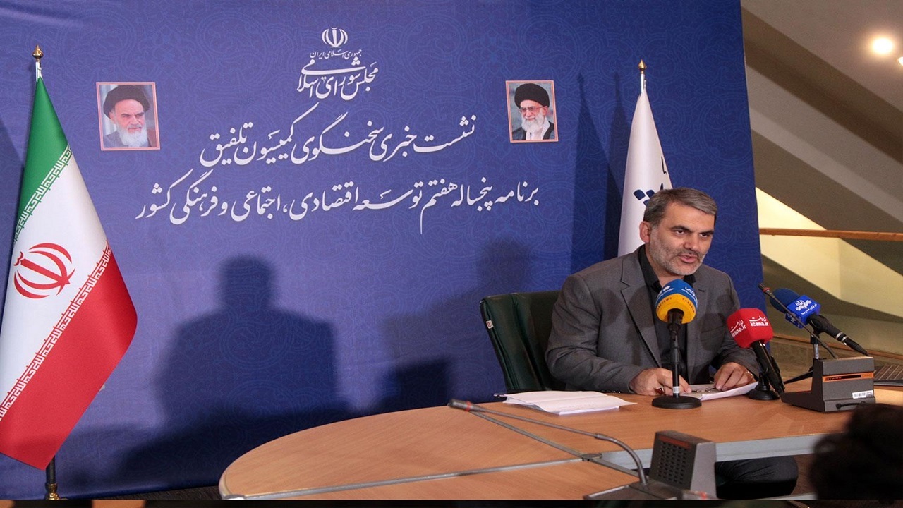 سند جامع مدیریت زنجیره تولید و صادرات صنایع دستی تنظیم می‌شود