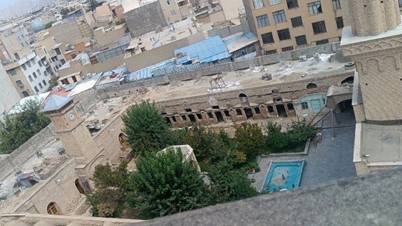 «اقدامات غیراصولی» در مسجد معیرالممالک تهران متوقف شد