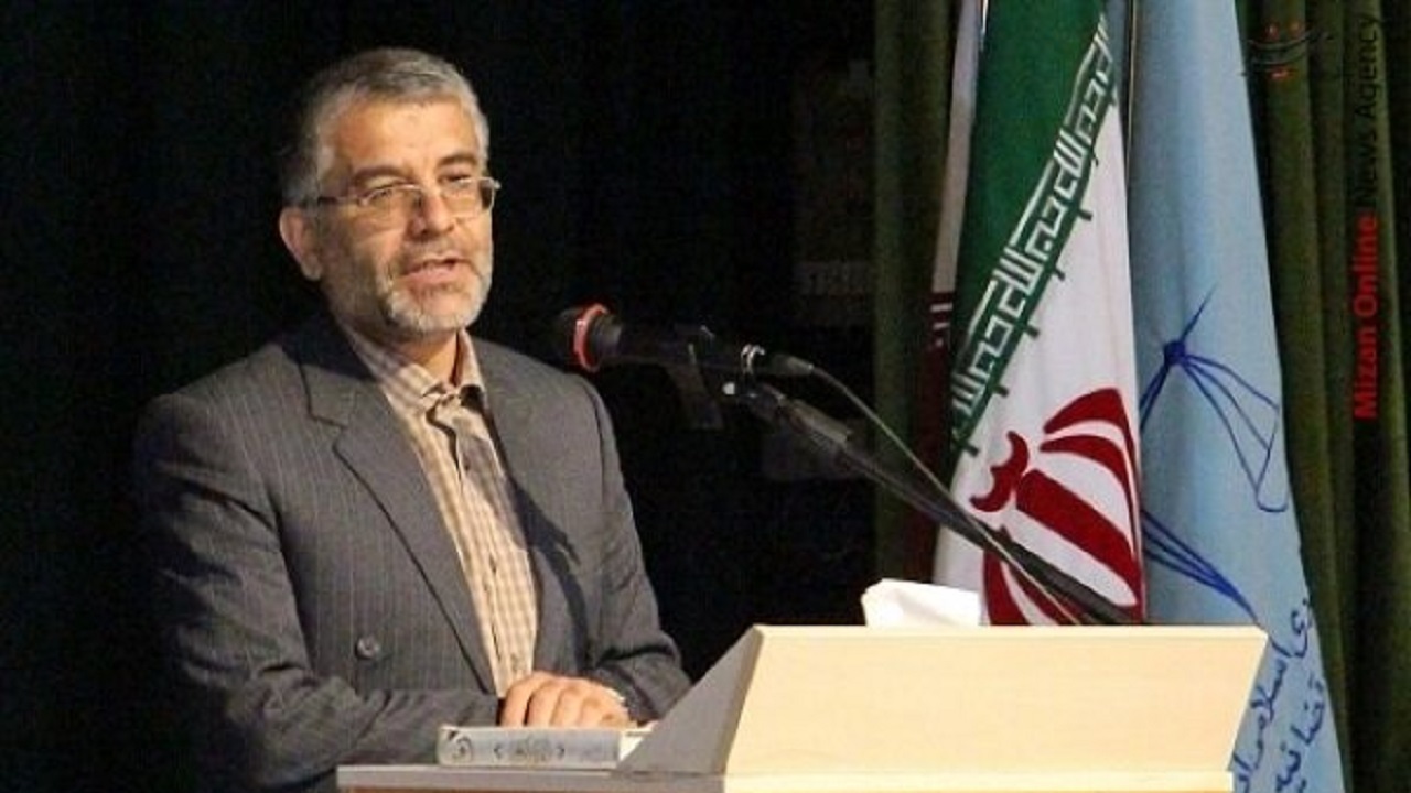 انتقال مشاغل مزاحم جاده فرودگاه همدان