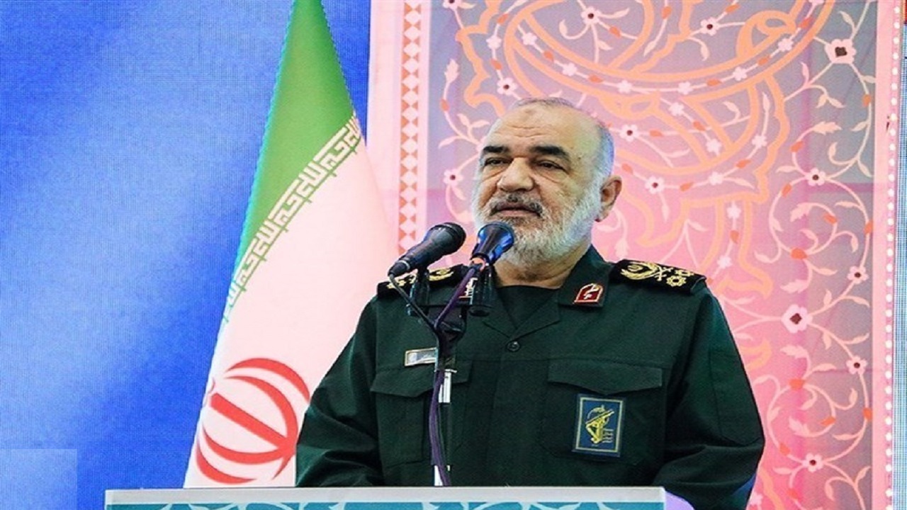 در نبردی سخت شکست‌های سهمگینی ‌به دشمنان وارد کرده‌ایم/ تا فتح آخرین قله‌ها از پای نخواهیم نشست