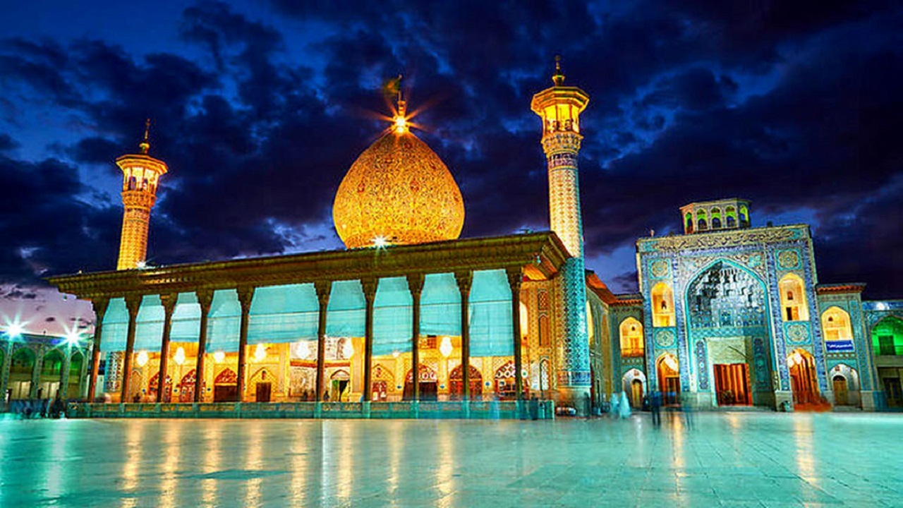 شاهچراغی که خاموش نمی‌شود