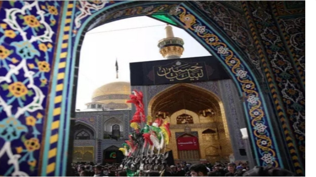 حرم مطهر رضوی میزبان عزاداران افغانستان + فیلم