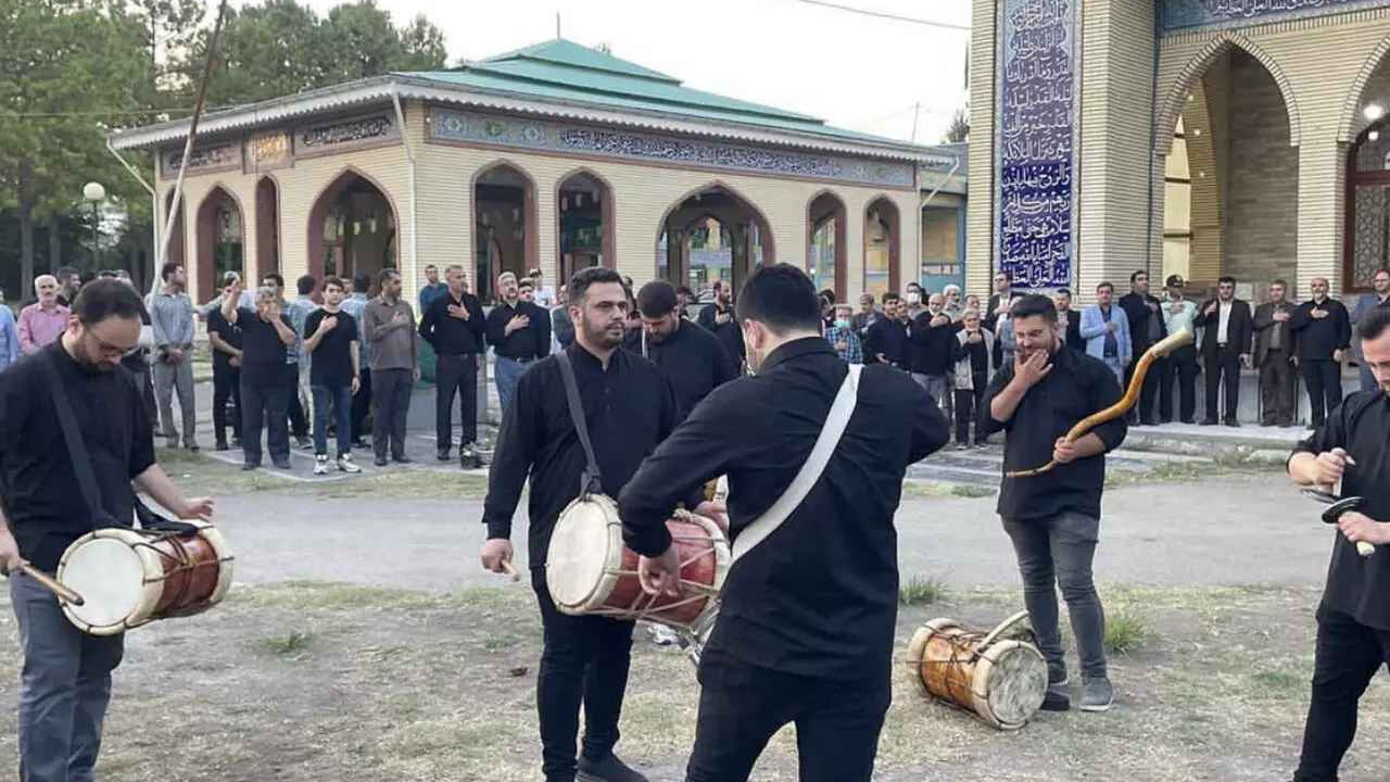 دمام زنی اهالی فومن در ماه محرم + فیلم