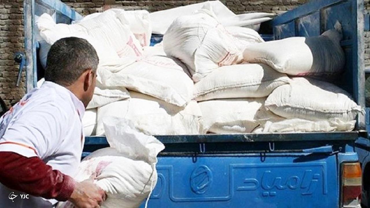 توزیع ماهانه ۳۱ هزار تن آرد در بین نانوایی‌های آذربایجان غربی