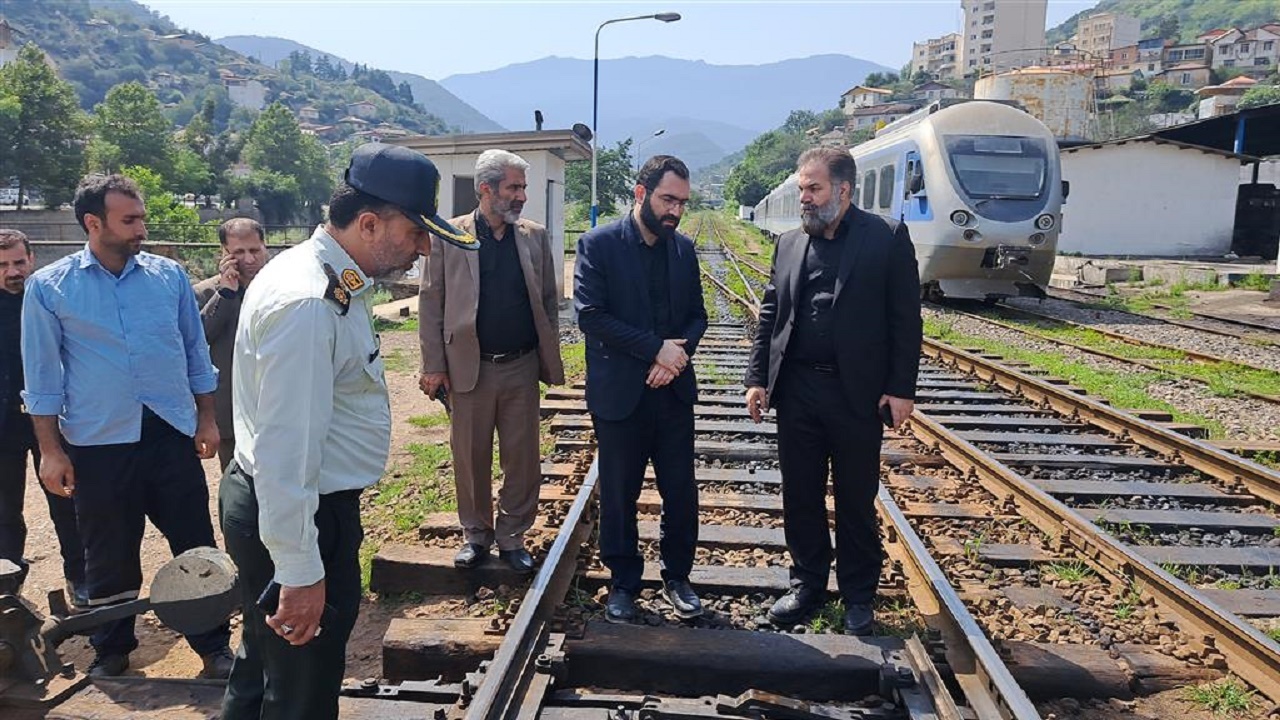 بازدید دادستان مرکز مازندران از راه‌آهن شمال با پیمودن مسیر ۱۲۰ کیلومتری