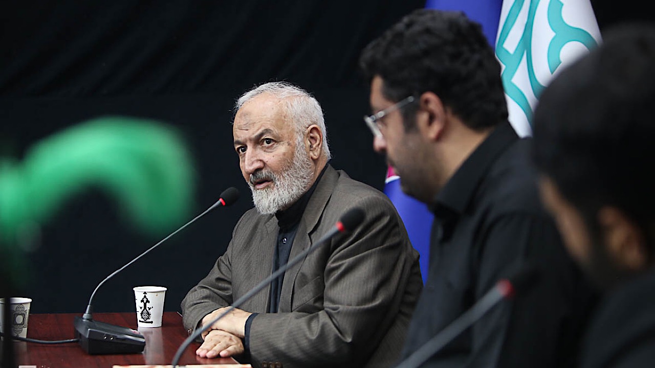 بازخوانی الهیاتی تاریخ قیام؛ عاشورا ظهور یک حقیقت است