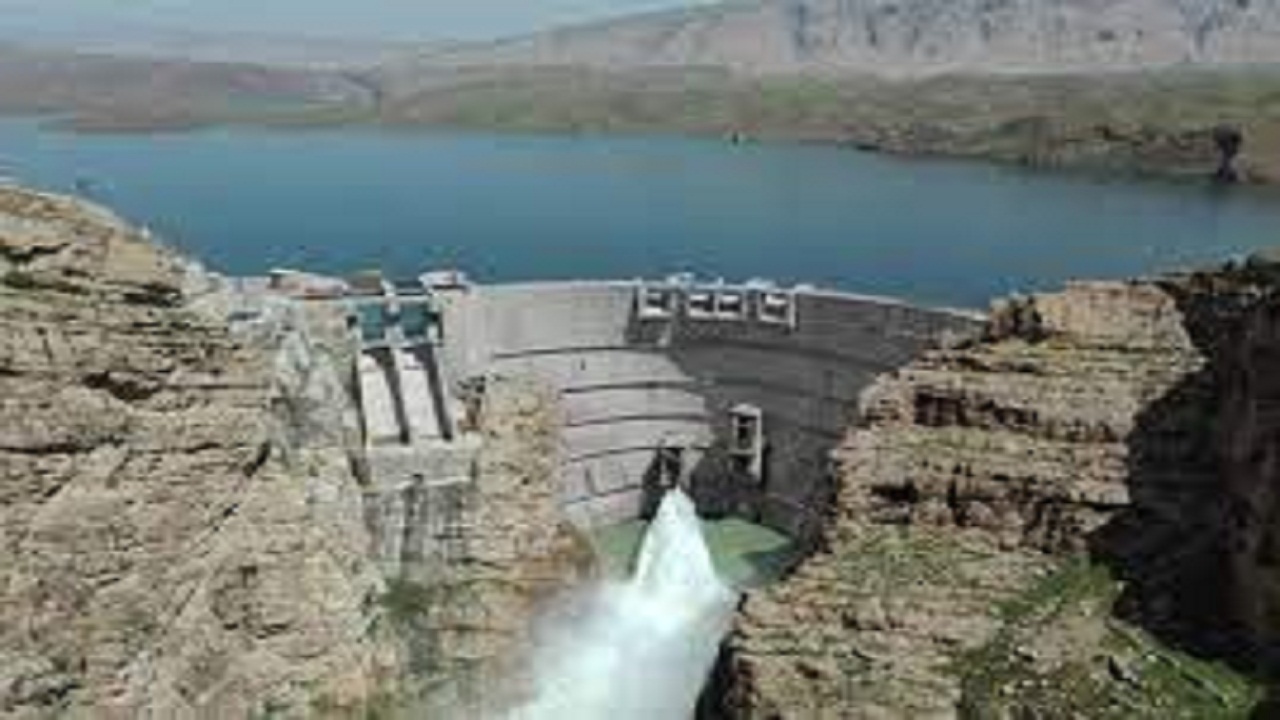 رهاسازی  آب سد ستارخان
