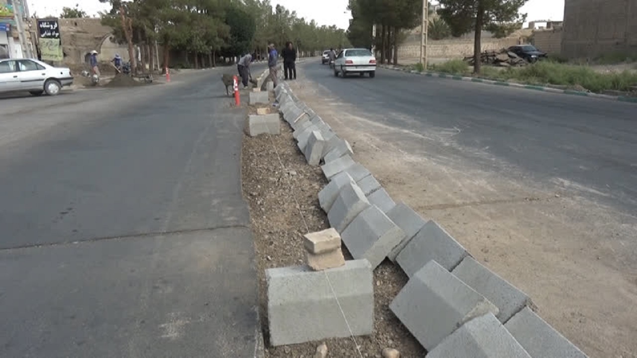 اجرای گذرگاه میانی خیابان شهید بهشتی خاتم