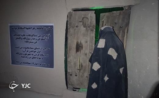 برپایی نمایشگاه بال سرخ عاشورا در ابرکوه+تصاویر برپایی نمایشگاه بال سرخ عاشورا در ابرکوه+تصاویر