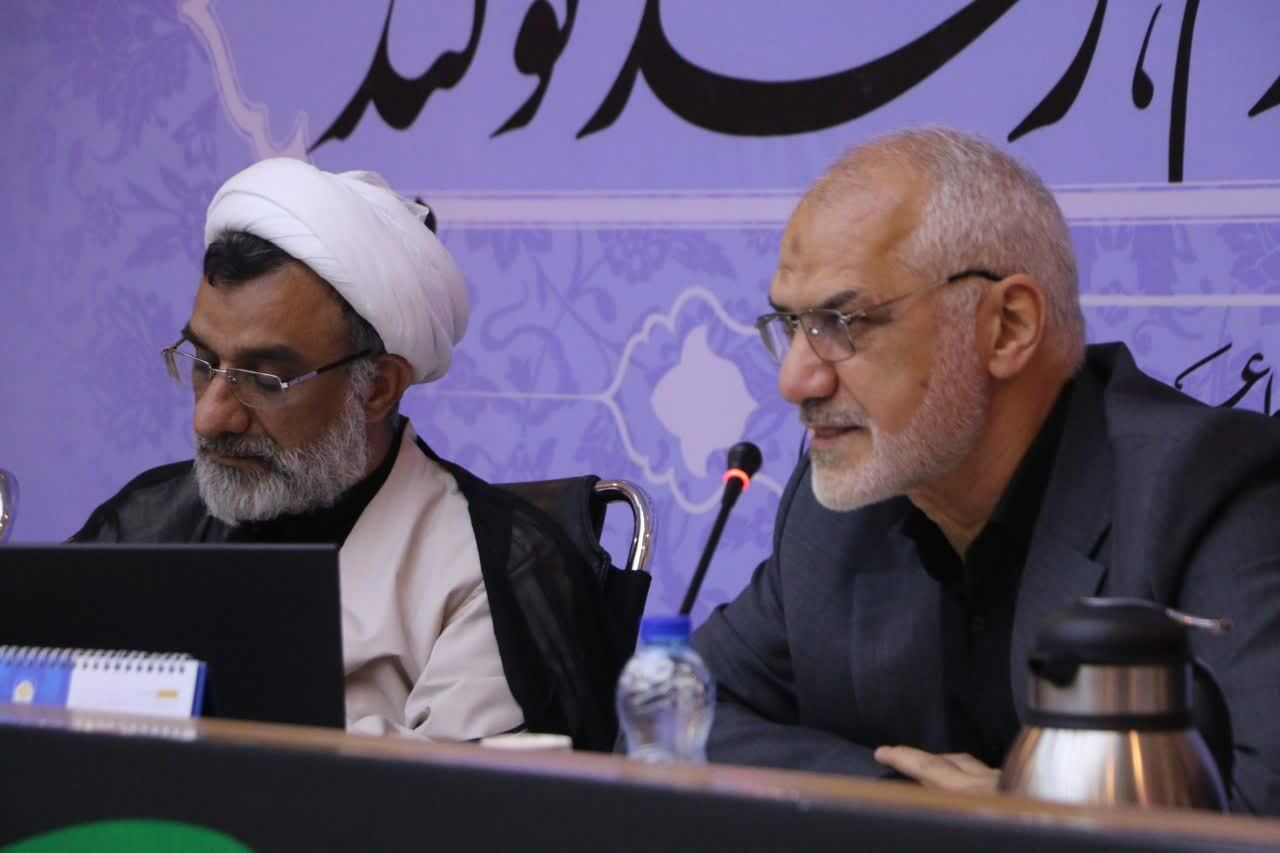 ایجاد ارتباط منسجم و قوی میان صنعت و دانشگاه