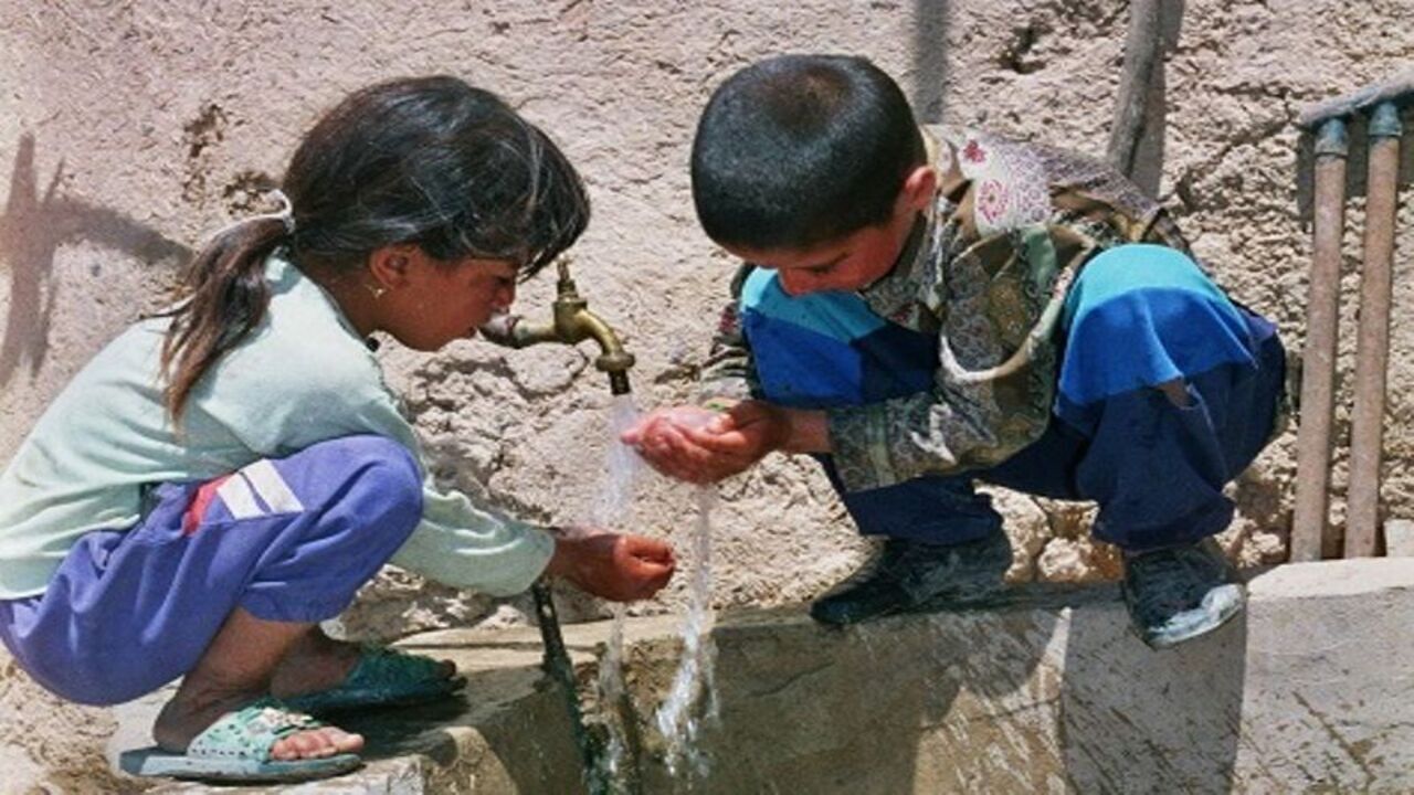 تلاش دولت برای جبران کمبود آب شرب مردم تربت حیدریه ستودنی است