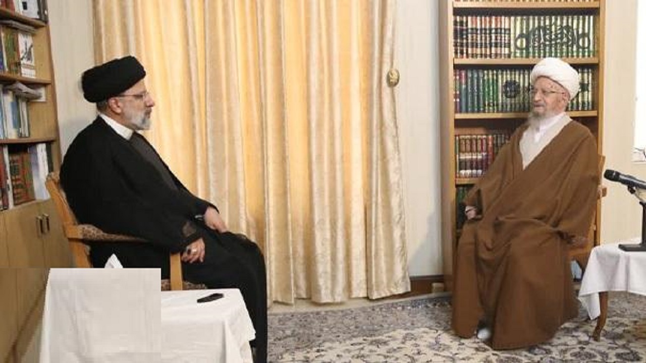 دیدار رئیس جمهور با آیت الله مکارم شیرازی