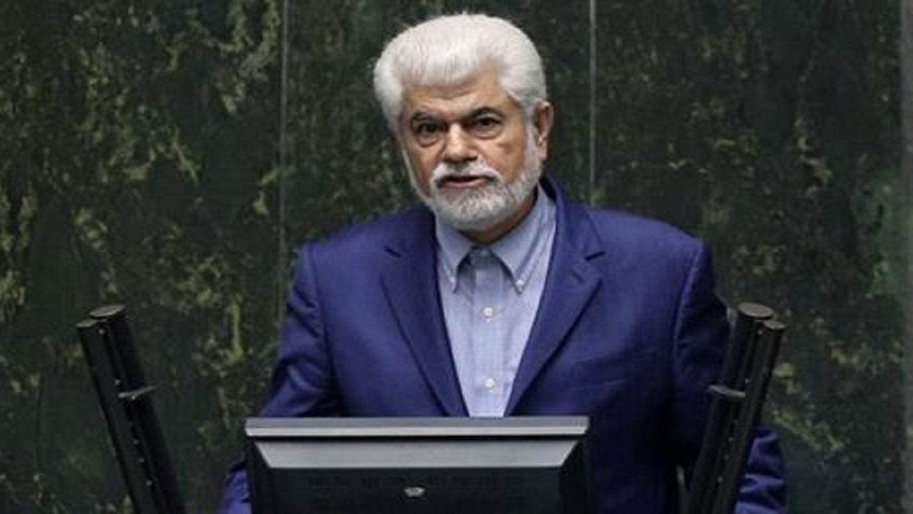 مشکلات کمبود دارو و شیرخشک در حال پیگیری است