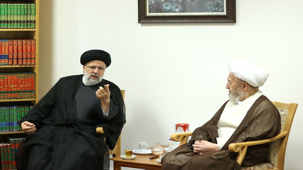 تاکید آیت الله سبحانی بر صیانت از ارزش‌های دینی در جامعه