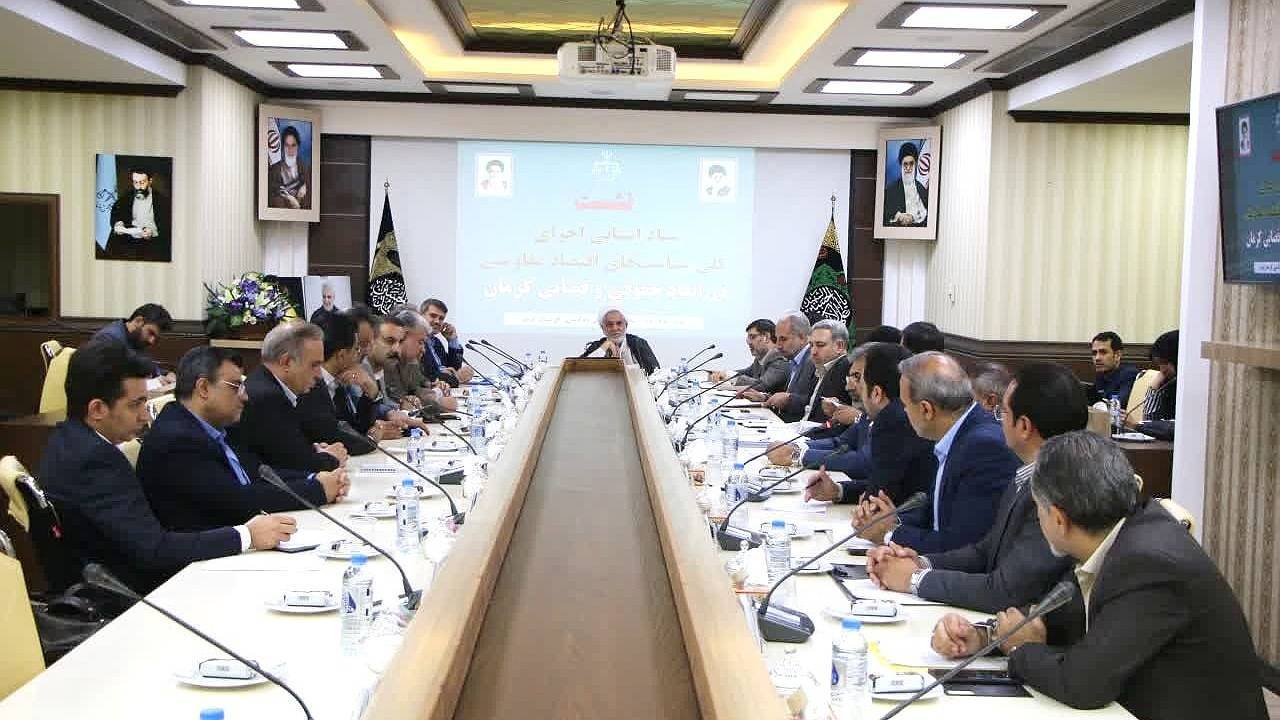 هر ساعت، یک امضا پای راهکار‌های رفع مشکلات واحد‌های تولیدی کرمان