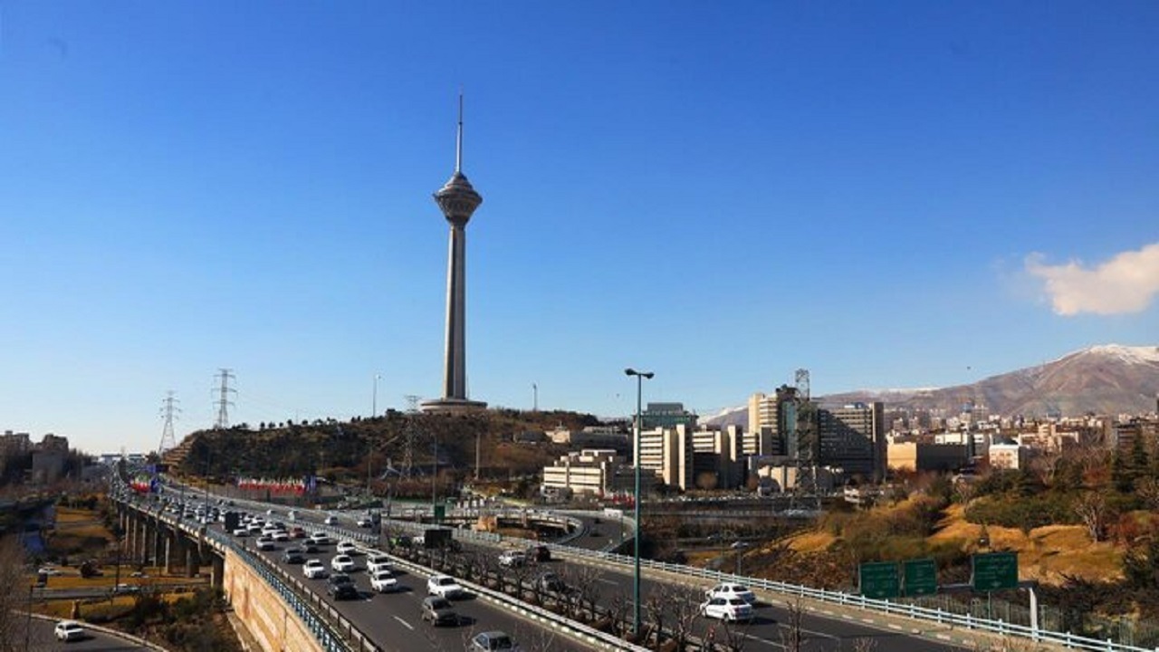 هوای امروز شهر تهران در شرایط قابل قبول قرار دارد