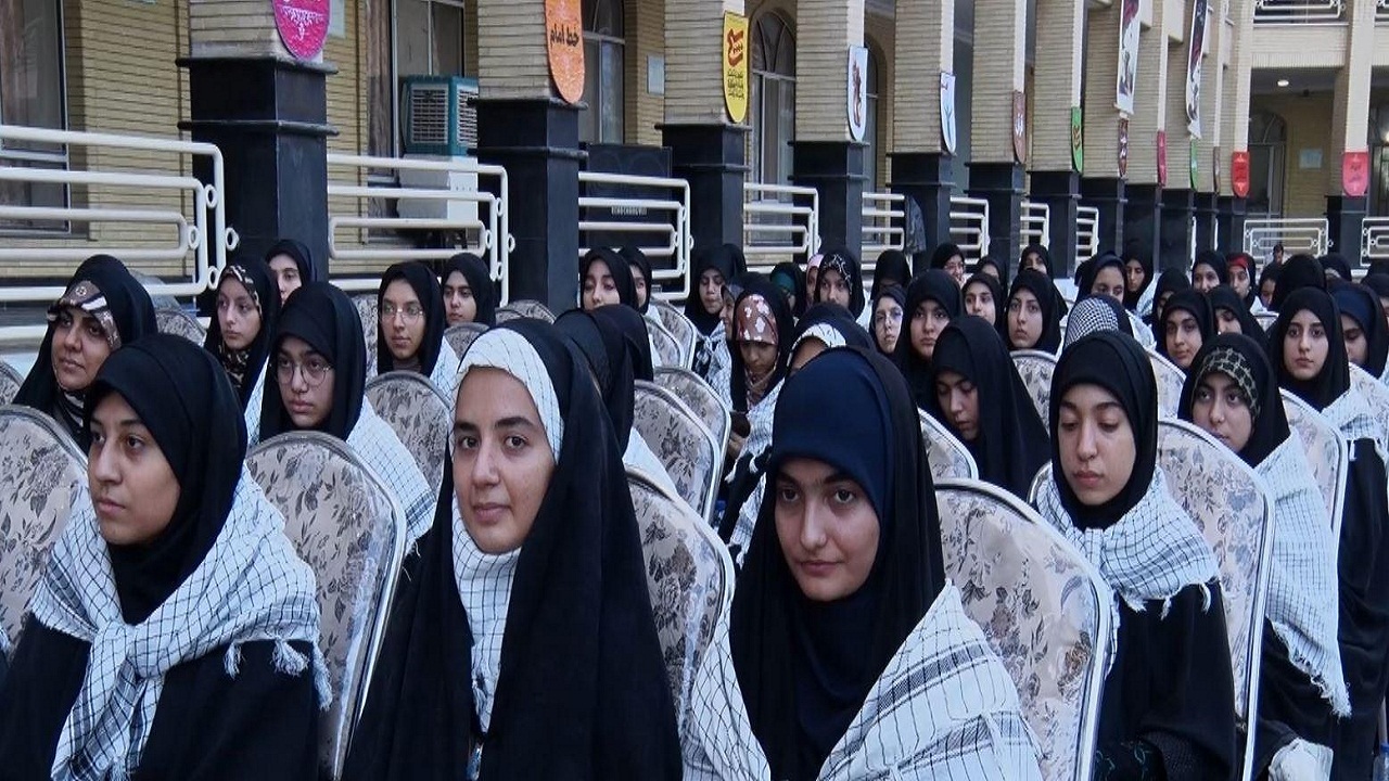 آیین اختتامیه طرح یاوران ولایت در حوزه علمیه شهرستان بناب