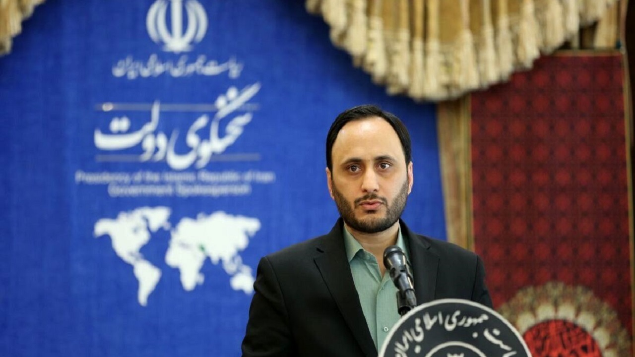 شایعه سازان افزایش قیمت بنزین هدف خود را اعلام کنند