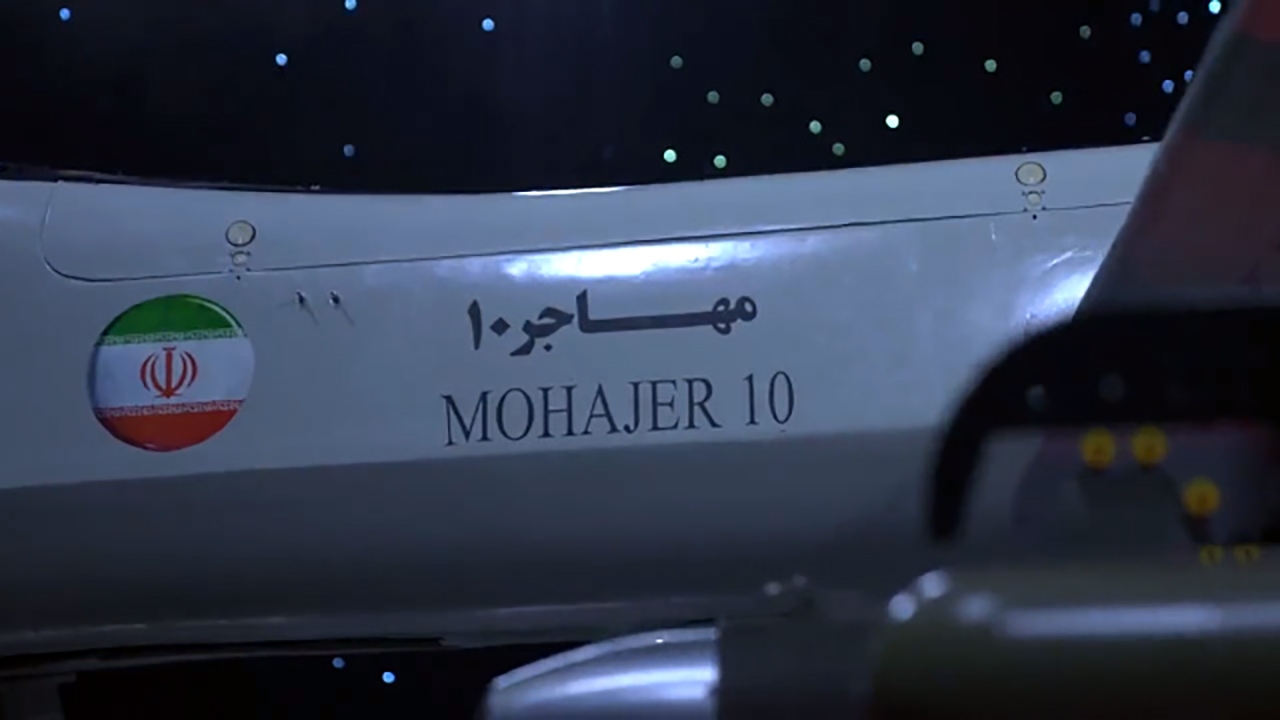 فیلم رونمایی از پهپاد مهاجر ۱۰