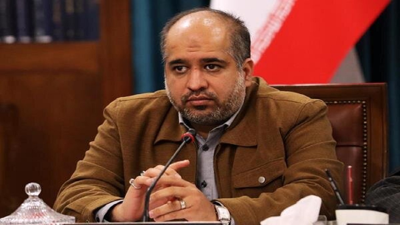 برای آزادی عکاس کشورمان از دست طالبان با وزارت خارجه صحبت کردیم