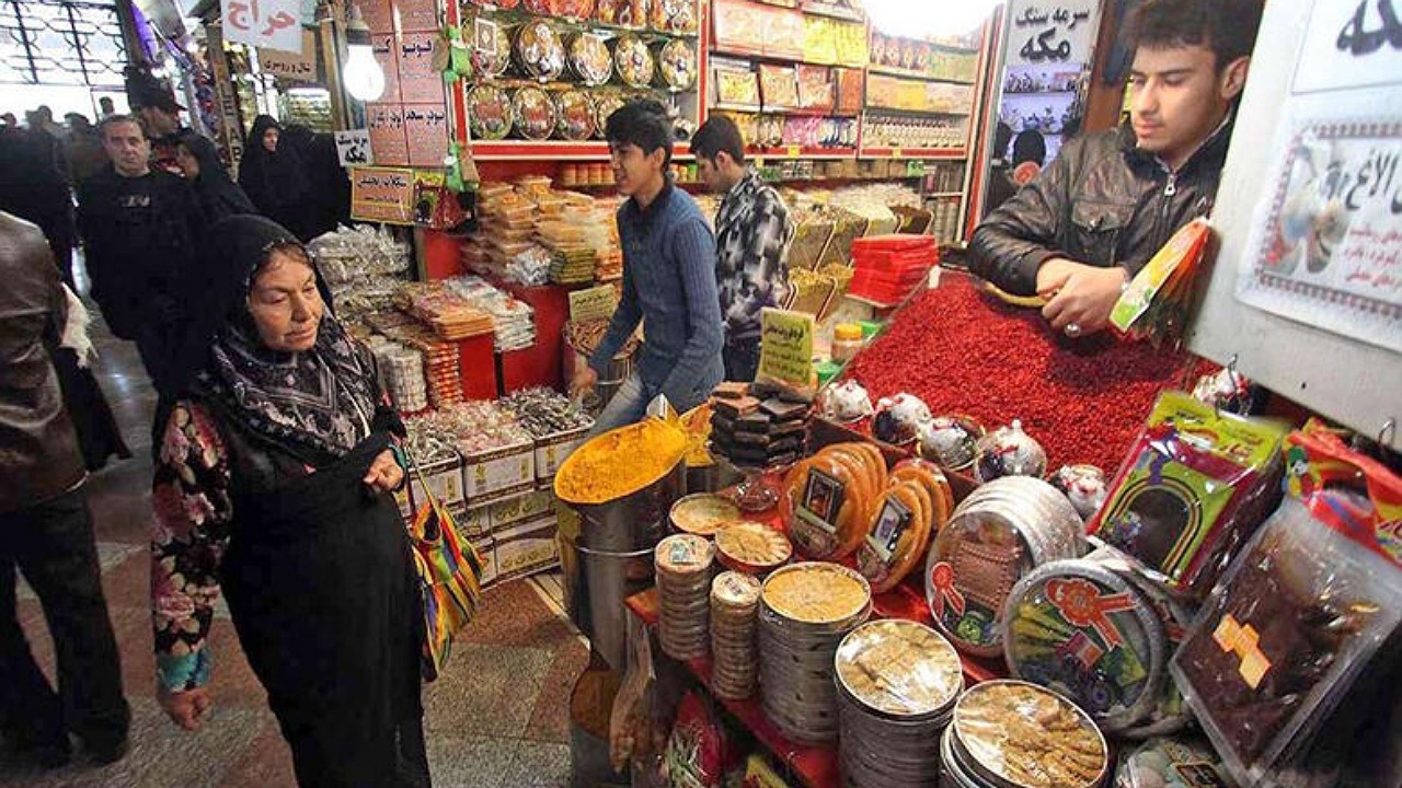 ۲۰ قلم کالای اساسی در  اطراف حرم به مناسبت ایام پایانی ماه صفر توزیع می‌شود