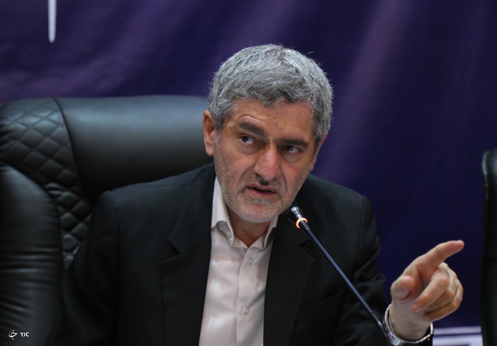 تامین آب صنایع از منابع زیر و روسطحی محدود می‌شود