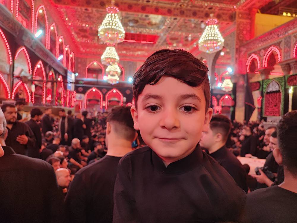 حضور نونهالان در حرم حضور نونهالان در حرم