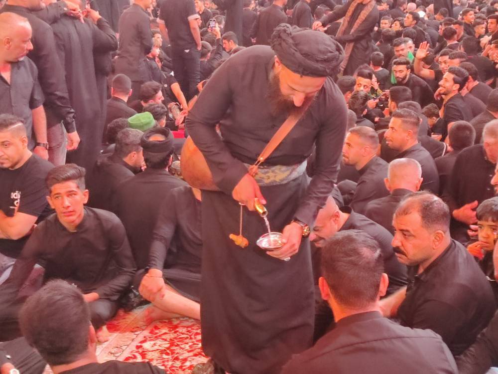 پذیرایی از عزاداران پذیرایی از عزاداران