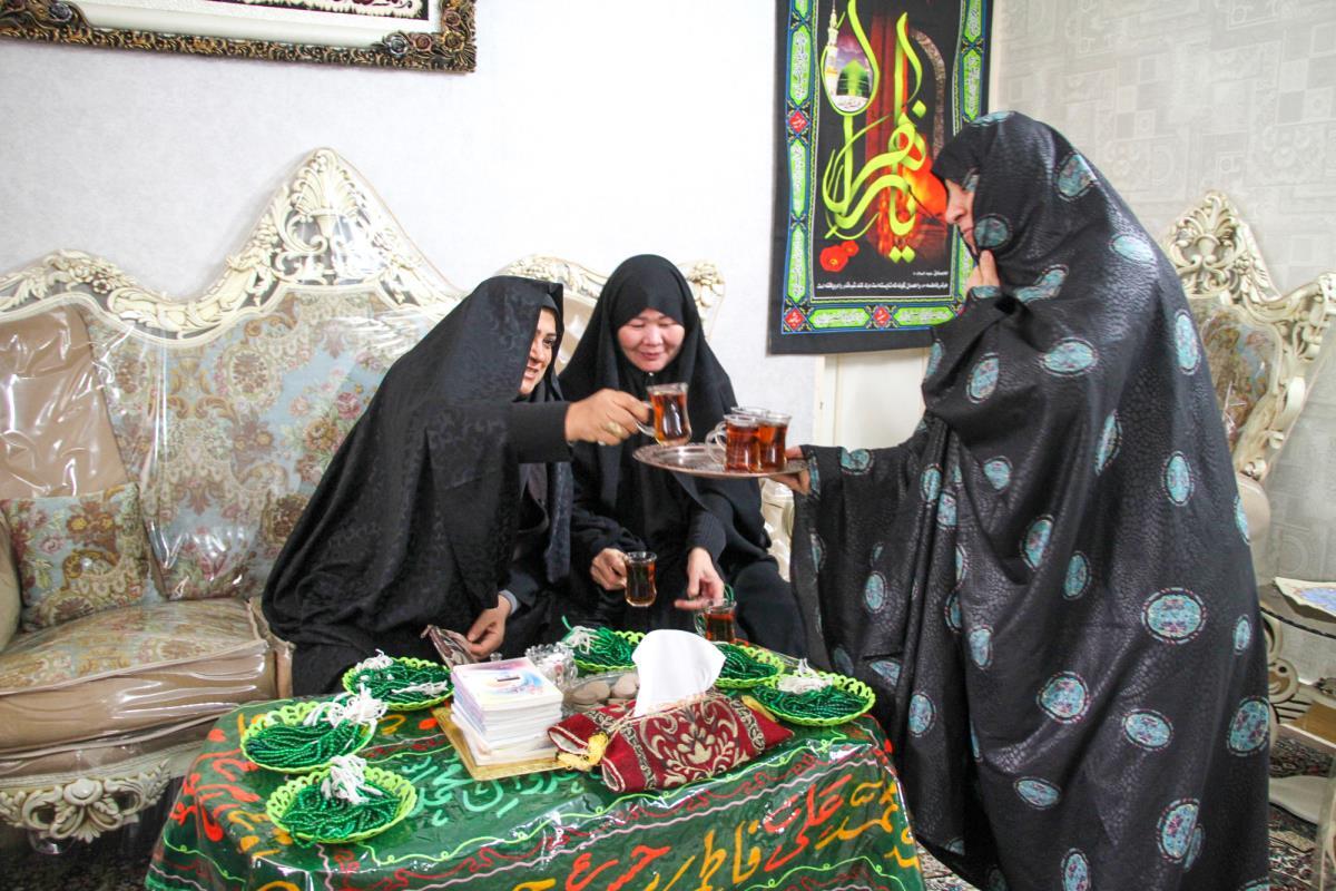 عشق حسین(ع) زمین را جلوه آسمانی می دهد