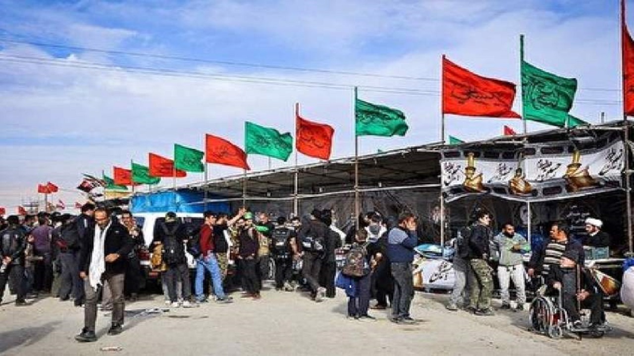 ستاد قرارگاه اربعین در تمامی نقاط قم به زائران خدمات ارائه می‌کند