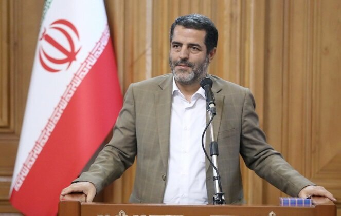 توسعه ناوگان حمل و نقل عمومی در ماه مهر/ کسب و کار‌ها در یک ساعت شروع نشود!