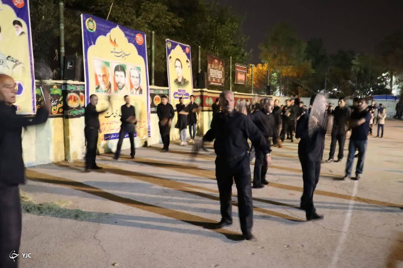 آیین عزاداری حسینی در کوی سازمانی ارتش شیراز + فیلم و تصاویر